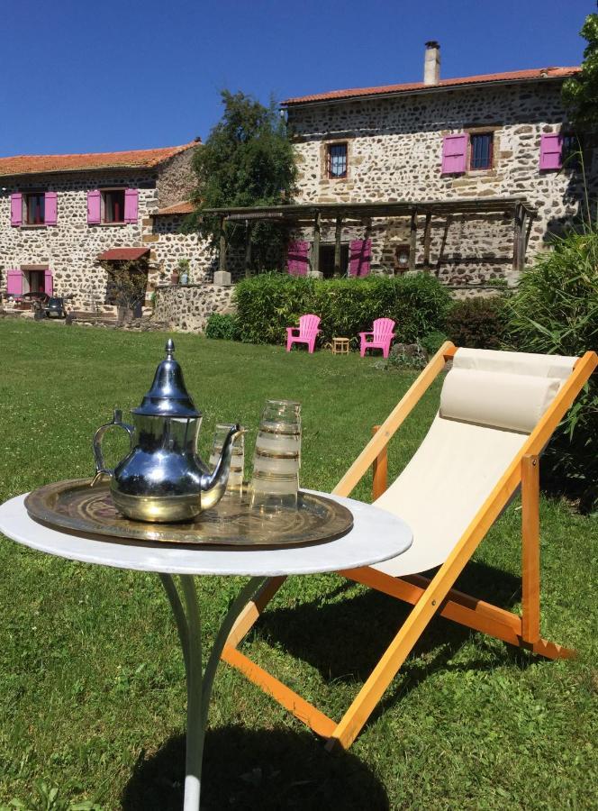Domaine De Bauzit Bed & Breakfast Vals-pres-le-Puy Ngoại thất bức ảnh